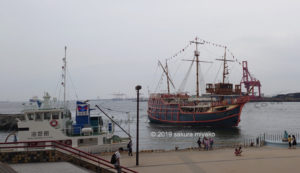 海遊館の船とサンタマリア号